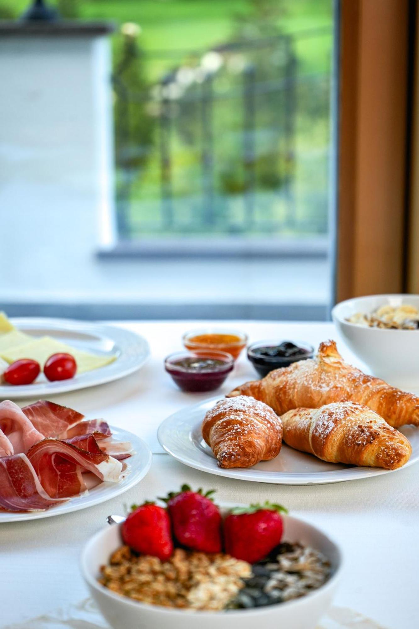 B&B Hotel Mirabel Ортизеи Экстерьер фото